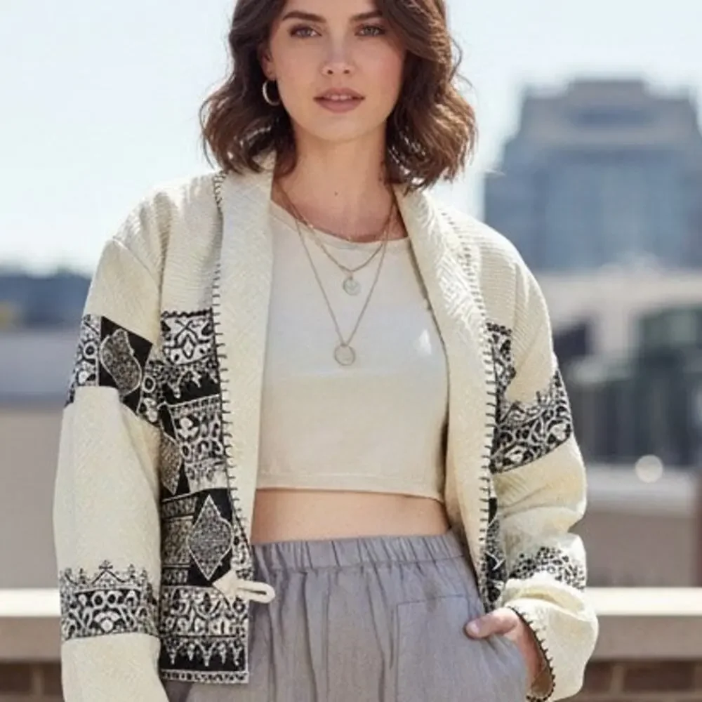 Vintage Y2K Boho Black and Cream Patterned Jacket